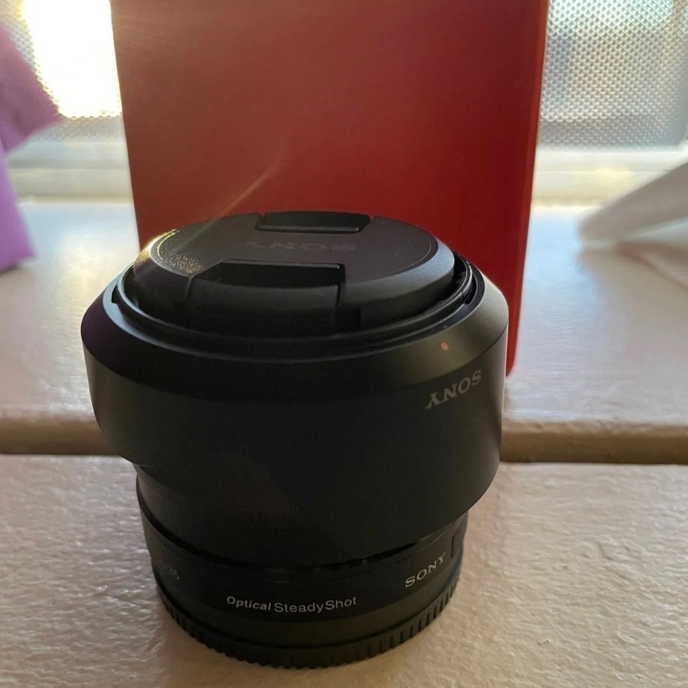 Sony SEL35F18 35mm f/1.8 Lens